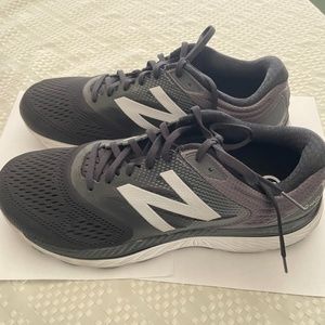 Man's New Balance Running Shoe  Size 12 2E..